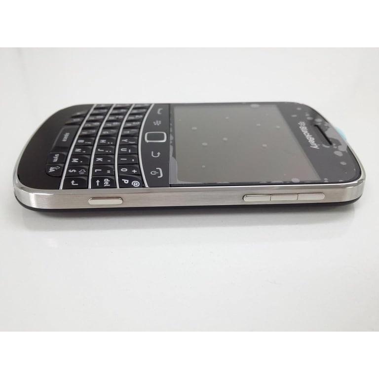 Refurbished Blackberry Bold 9900 Unlocked International Cell Phone