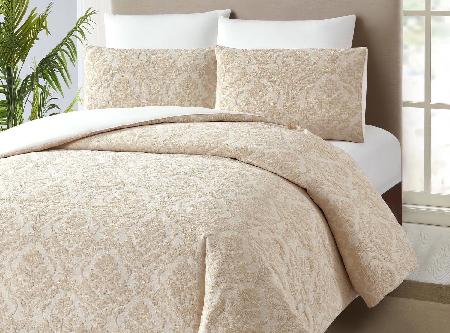 Better Homes & Gardens Comforter Set