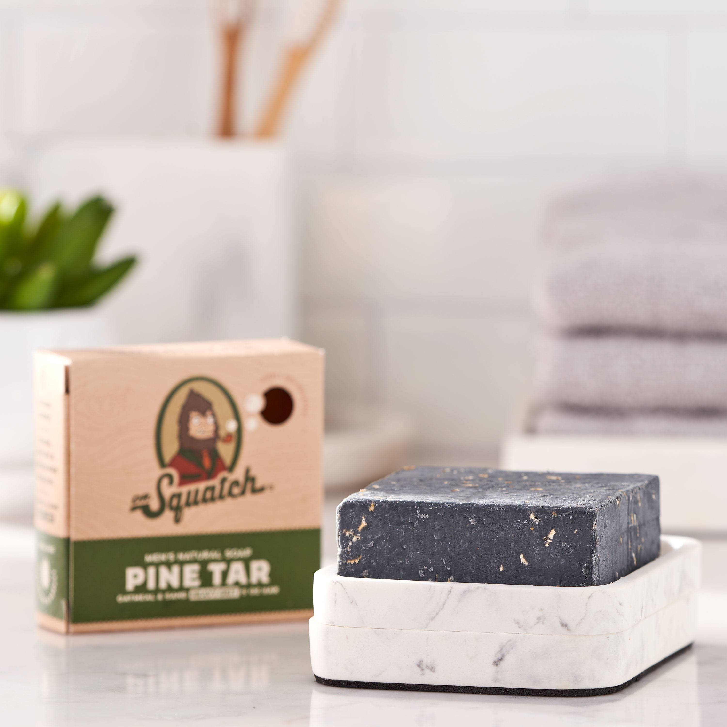  Dr. Squatch Pine Tar Soap 2-Pack Bundle - Mens Bar with Natural  Woodsy Scent and Skin Exfoliating Scrub – Handmade with Pine, Coconut,  Olive Organic Oils in USA (2 Bar Set) 
