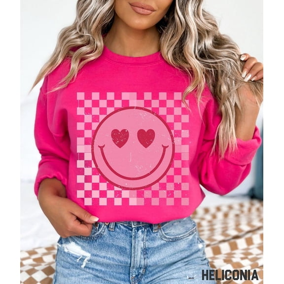 Smiley Face Sweatshirt, Valentines Day Smile Shirt, Retro Happy Face Crewneck, Trendy Checkered Sweatshirt, Cute Valentine Outfit, Plus Size