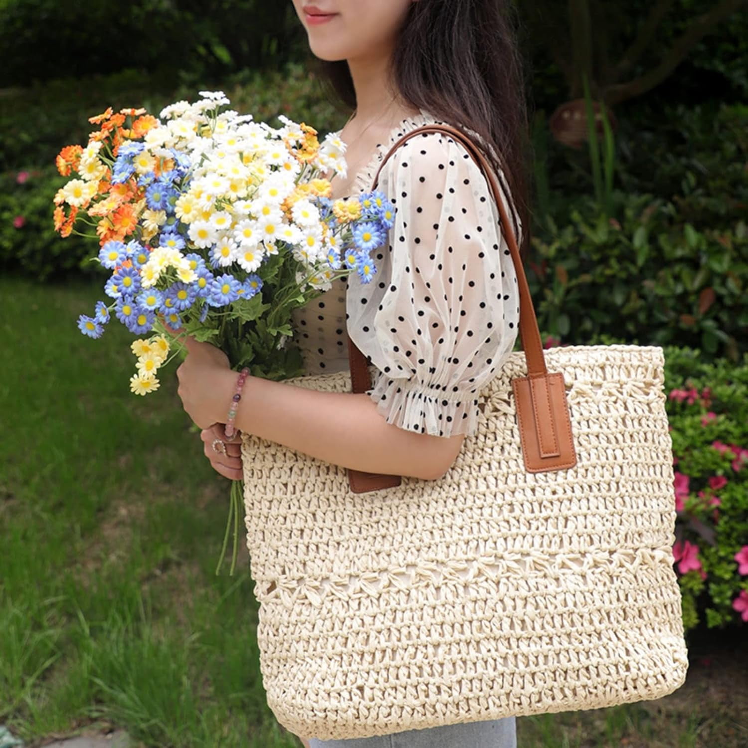 CoCoMangos Straw Bag for Women Woven Beach Structured Tote Handmade Crochet Carteras De Mujer Summer Shoulder Bohemian Pom Travel