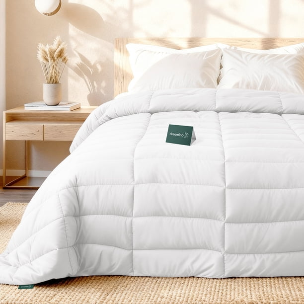 Dreamlab Edredón Acolchado para Toda Estación. Relleno de Microfibras Recubiertas con Gel. Lavado a Máquina. Usar como Edredón o con Funda Duvet. Hipoalergénico. (Blanco, Queen 223 x 223cm)