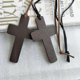 thumbnail image 2 of Collar con colgante de cruz de madera, cruces cristianas de madera natural, ideal para hombres, mujeres, manualidades, joyería, proyectos y decoraciones., 2 of 4