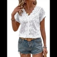 thumbnail image 2 of Blusas de Corta con Cuello en V y Bordado con Ojales para Mujer S, 2 of 8