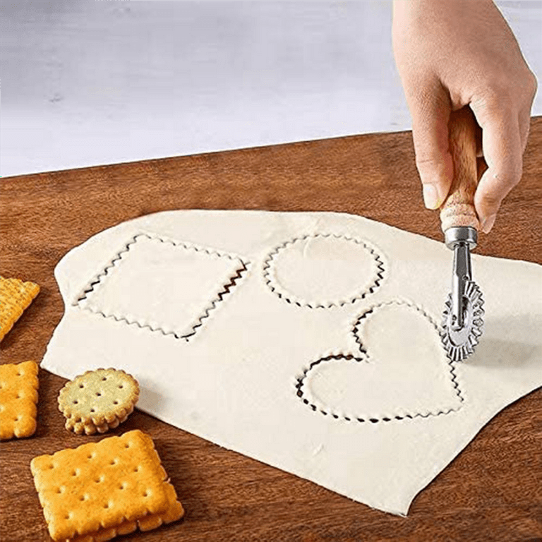 KOLACEN Pastry Wheel Cutter - Ravioli & Pasta Cutter With Wood Handle | 1.3" Diameter