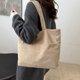thumbnail image 4 of Bolsas de almacenamiento de pana, bolso de pana de gran capacidad, bolso de mano de color sólido, bolso de hombro elegante e informal para estudiantes y mujeres que viajan diariamente, bolso de mano a, 4 of 6