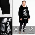 thumbnail image 4 of Sudadera con capucha Disney Baby Yoda Star Wars para hombre, color blanco y negro, 4 of 6