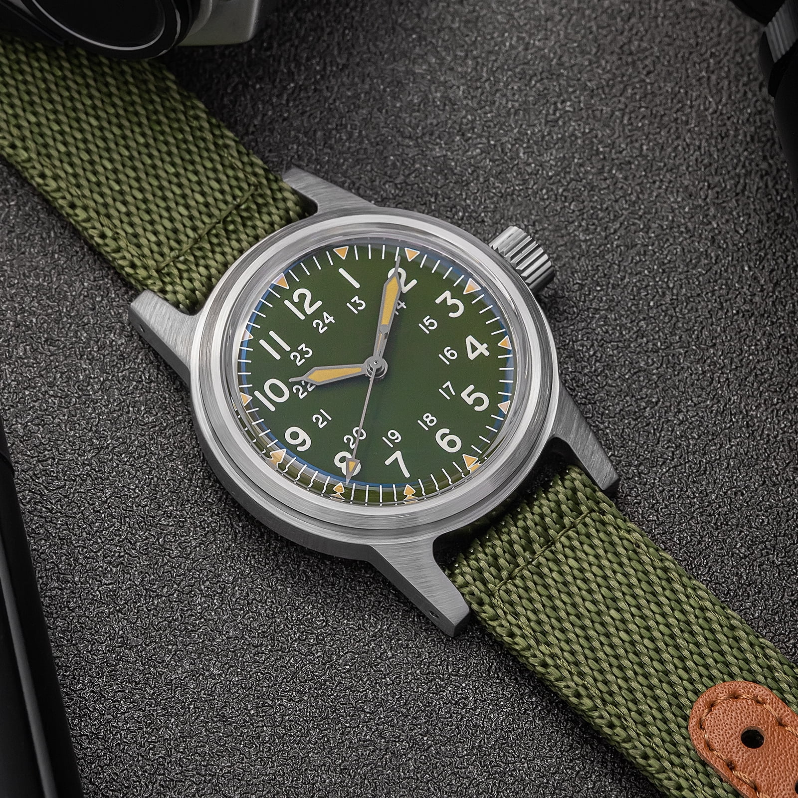 ADDIESDIVE Men's Automatic Watch 200M Waterproof Japanese Movement 36mm Small Case Military Vintage Stainless Steel Nylon Strap Luminous Analog Wrist Watch for Men