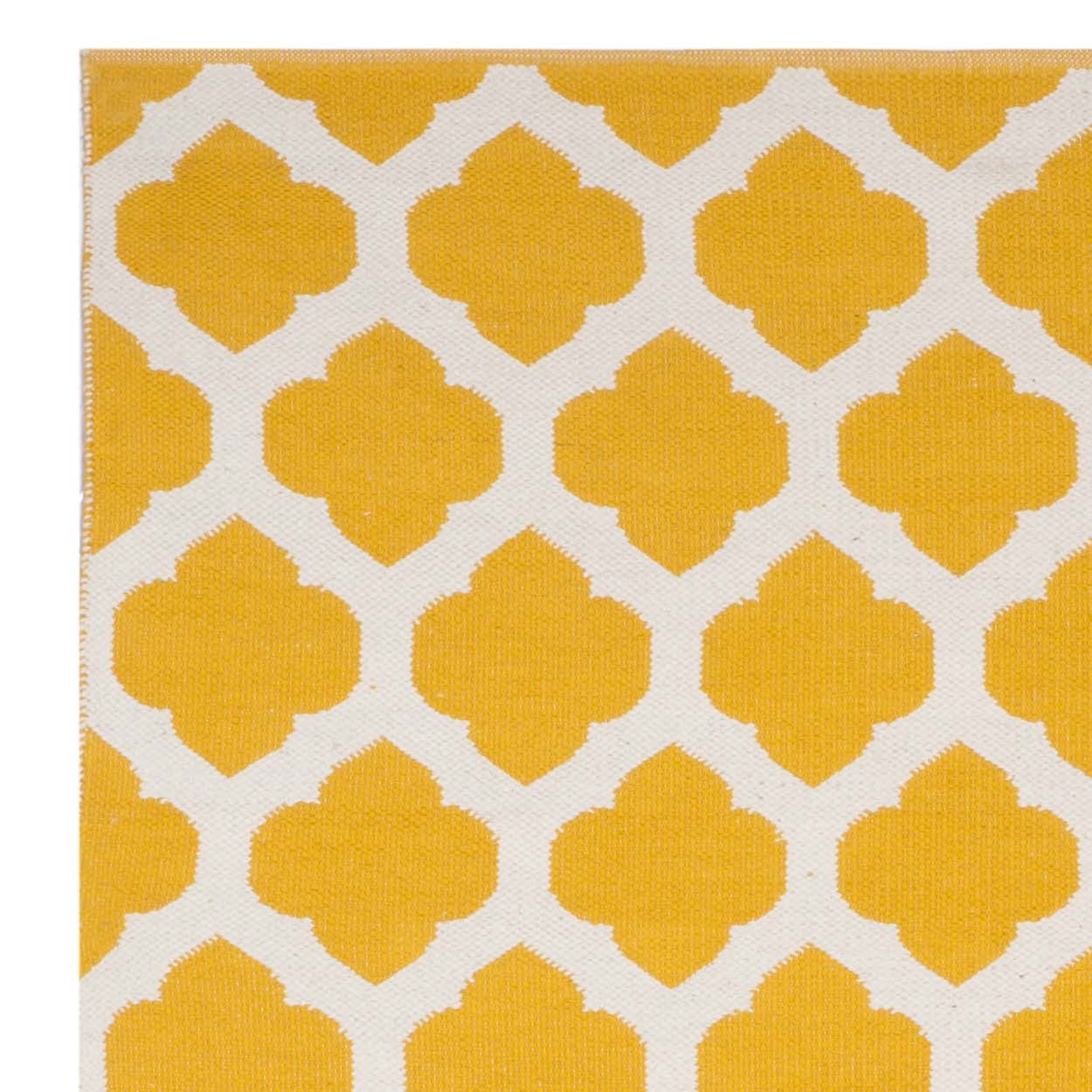SAFAVIEH Montauk Proinsias Geometric Cotton Area Rug, Yellow/Ivory, 8' x 10'