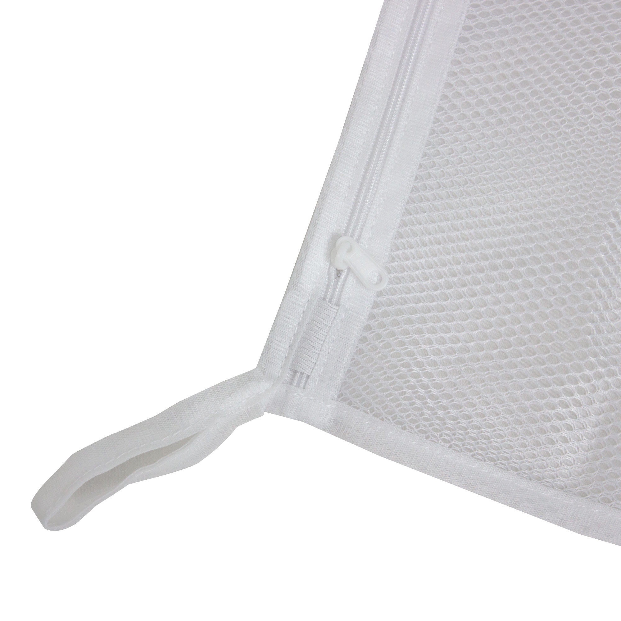 Mainstays Delicates Mesh Wash Bag with Zipper Closure, White, 15" x 18"