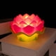thumbnail image 2 of Vela oscilante con luz de flor de loto, vela LED sin llama para oración de adoración Rosa roja, 2 of 8