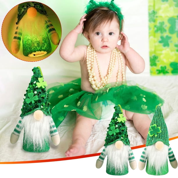 Decoración de Muñeca Iluminada Del Día de San Patricio con Sombrero de Lentejuelas y Colgante de Muñeca.