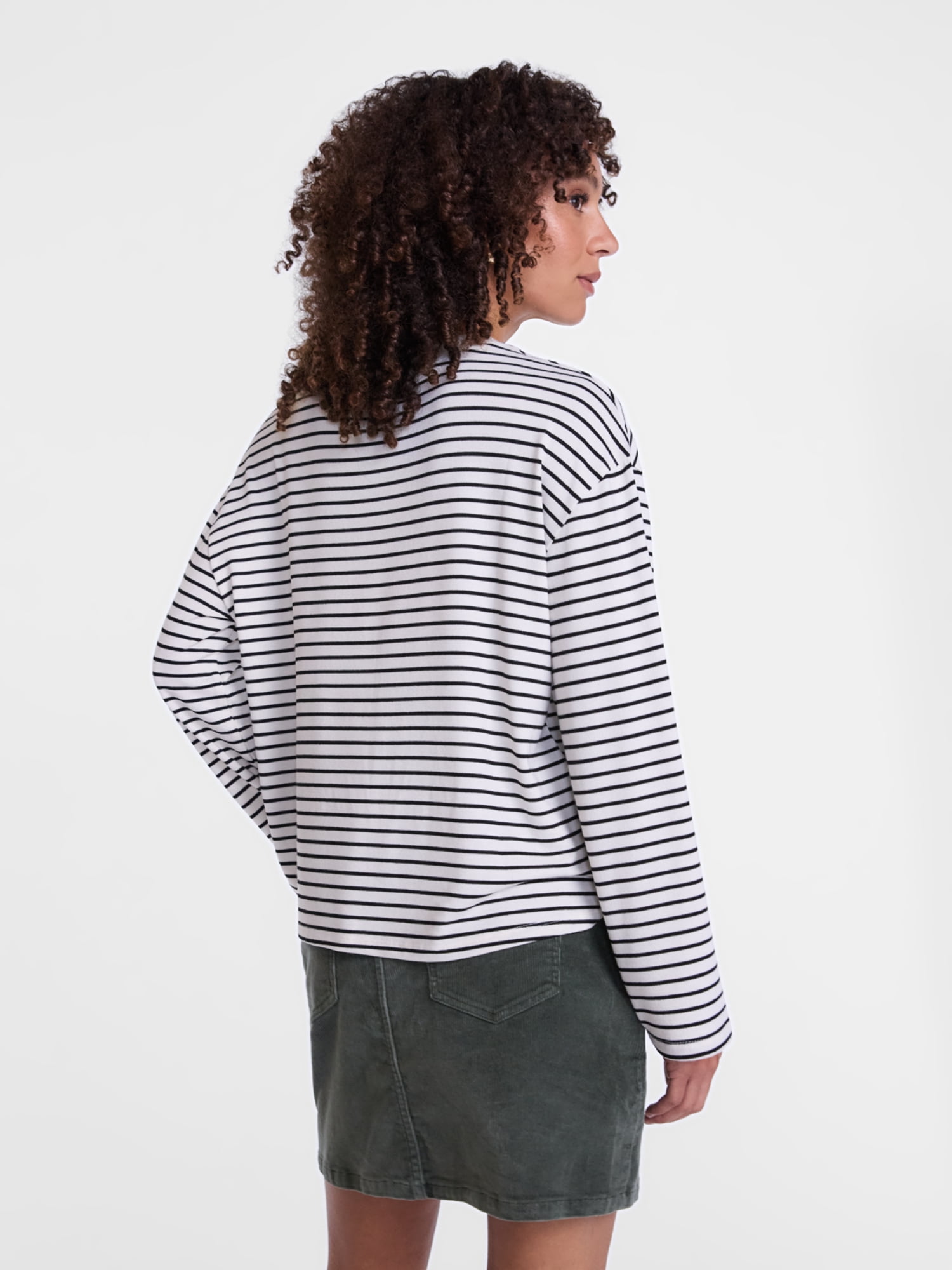 Scenario Women's and Women's Plus Relaxed Tee with Long Sleeves, Sizes XS-4X