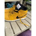 thumbnail image 2 of Size 11.5 - A i r-Jor-dan 1 Mid University Gold, 2 of 6