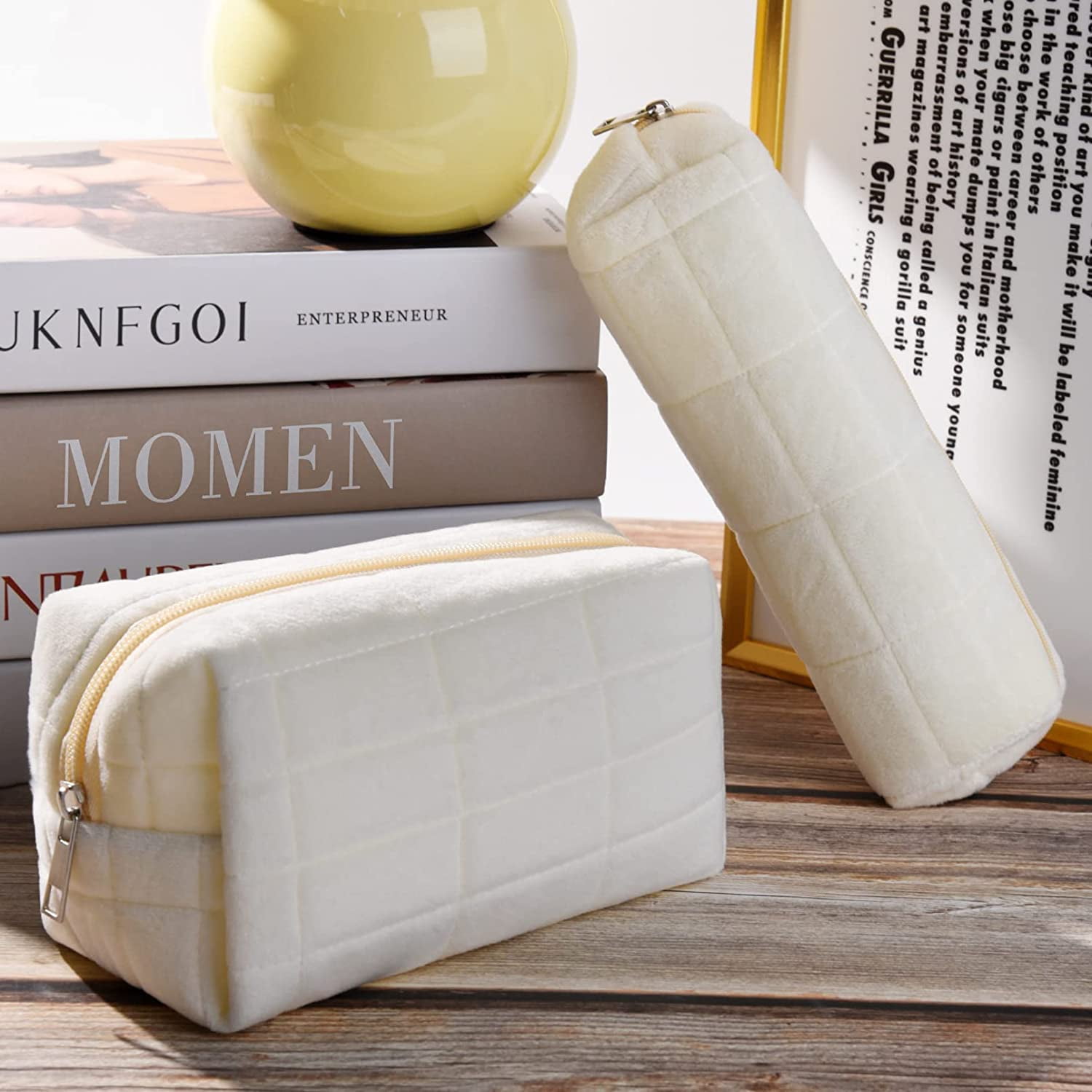 Makeup Bag - White Checkered – Mud & Honey - Salon & Boutique