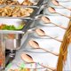 thumbnail image 4 of ZHAOCHENG Cucharas para servir de cobre de 6 piezas, cucharas para servir ranuradas de cobre, utensilios para servir de acero inoxidable de oro rosa para fiestas, bufés, restaurantes, banquetes, cenas, 4 of 5