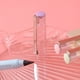 thumbnail image 2 of La tecnología negra no tiene cortes, no tiene tinta, no se puede escribir con lápiz para siempre, la pintura y la escritura se pueden borrar, no es fácil que los estudiantes rompan el lápiz., 2 of 5