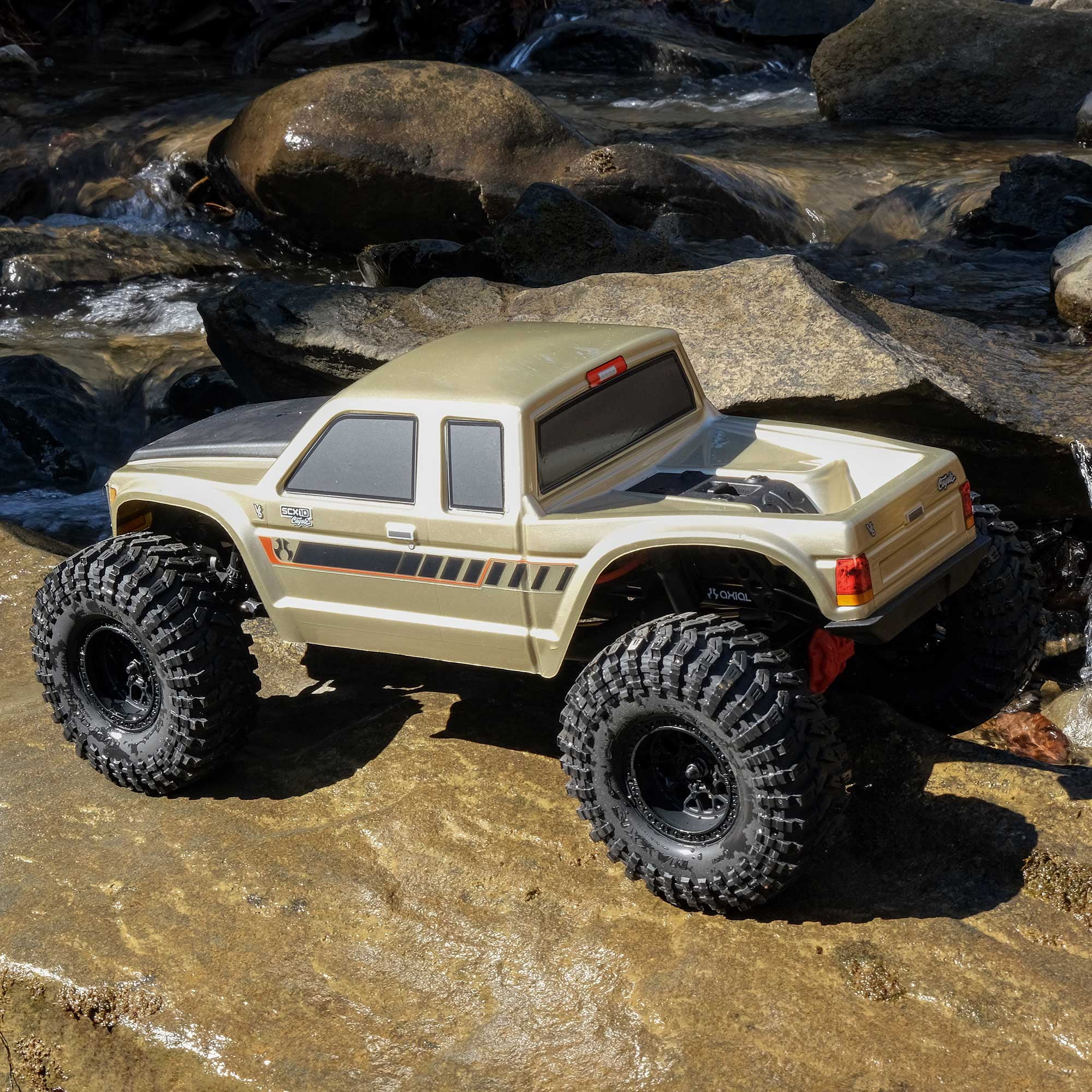 Axial SCX10III Coyote 1/10 4 Wheel Drive RTR with Battery and Charger AXI-3071