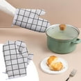 thumbnail image 3 of Heat-Resistant Oven Gloves, 2-Pack Thickened Cotton Insulated Kitchen Mitts for Baking, Microwave & Grilling, 26x13cm, Hanging Design, 3 of 6