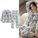 thumbnail image 2 of Pijamas de franela con dibujos animados para Mujer, ropa de dormir elegante, conjuntos de pijama de lana Coral, ropa de casa a la moda para invierno, 2 of 5