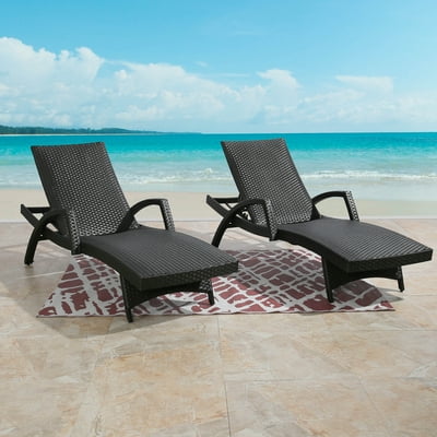 Armed chaise lounge shop