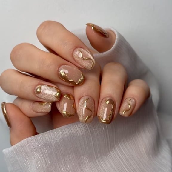 Nude cat eye wear and manicure 3D three-dimensional gold nail piece fake nail short square nail piece finished product wholesale