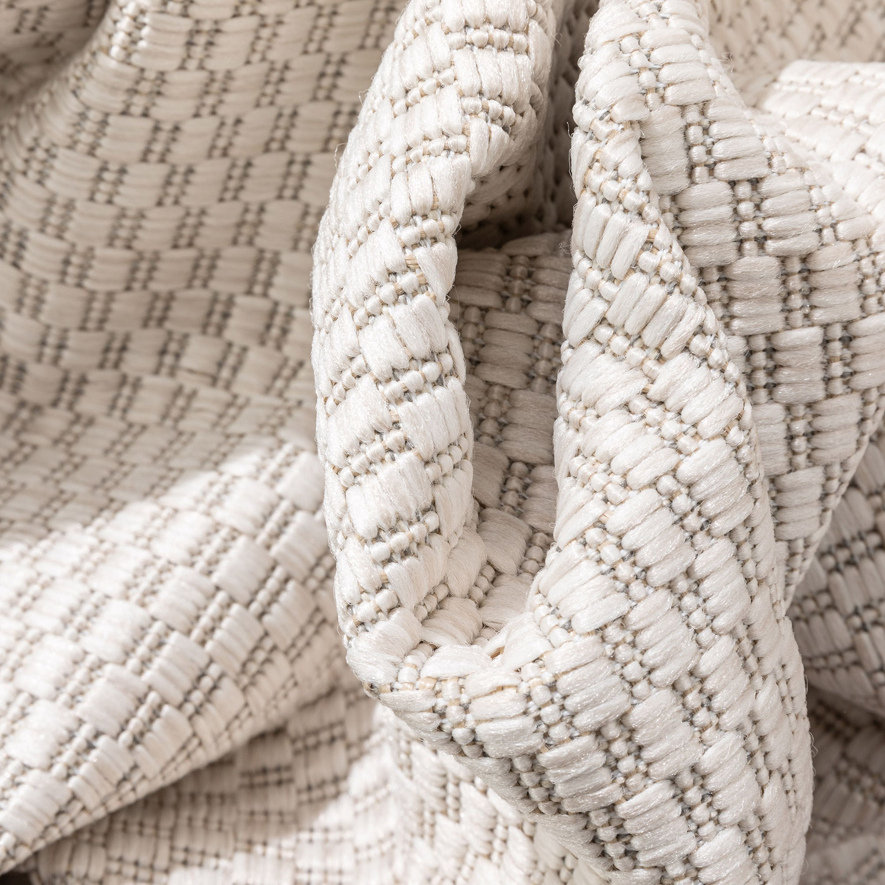Well Woven Leifen Ivory Indoor / Outdoor Flat Weave Pile Solid Color Pattern Area Rug 5x7 (5'3" x 7'3")