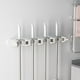 thumbnail image 1 of Organizador de pared con soporte para fregona de escoba | Estante de almacenamiento de plástico de alta resistencia para cocina, lavandería, garaje, jardín | 4 ranuras de sujeción, 36x6x4cm, blanco, 1 of 7