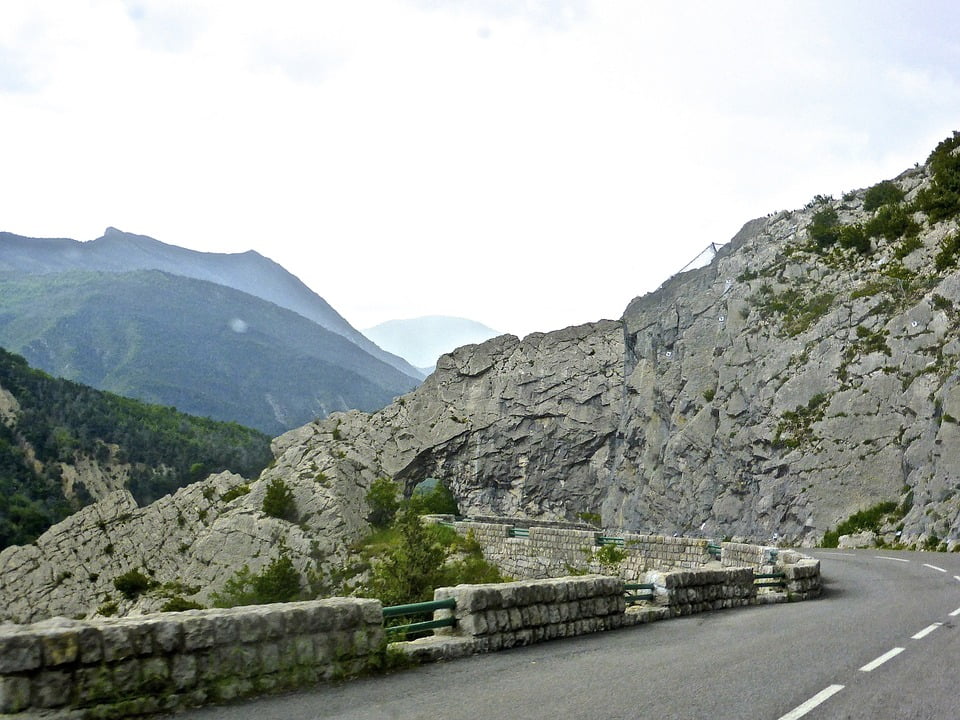 curve mountain