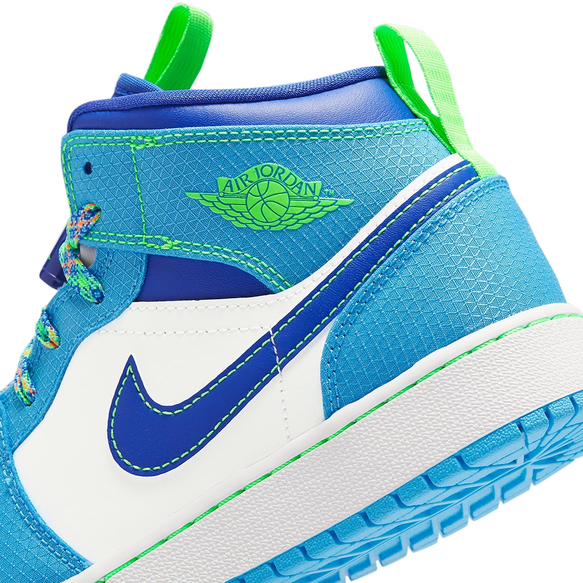 Big Kid's Jordan 1 Mid SE Sprite Blue Dk Powder Blue/Racer Blue (DA8010  400) - 4 - Walmart.com