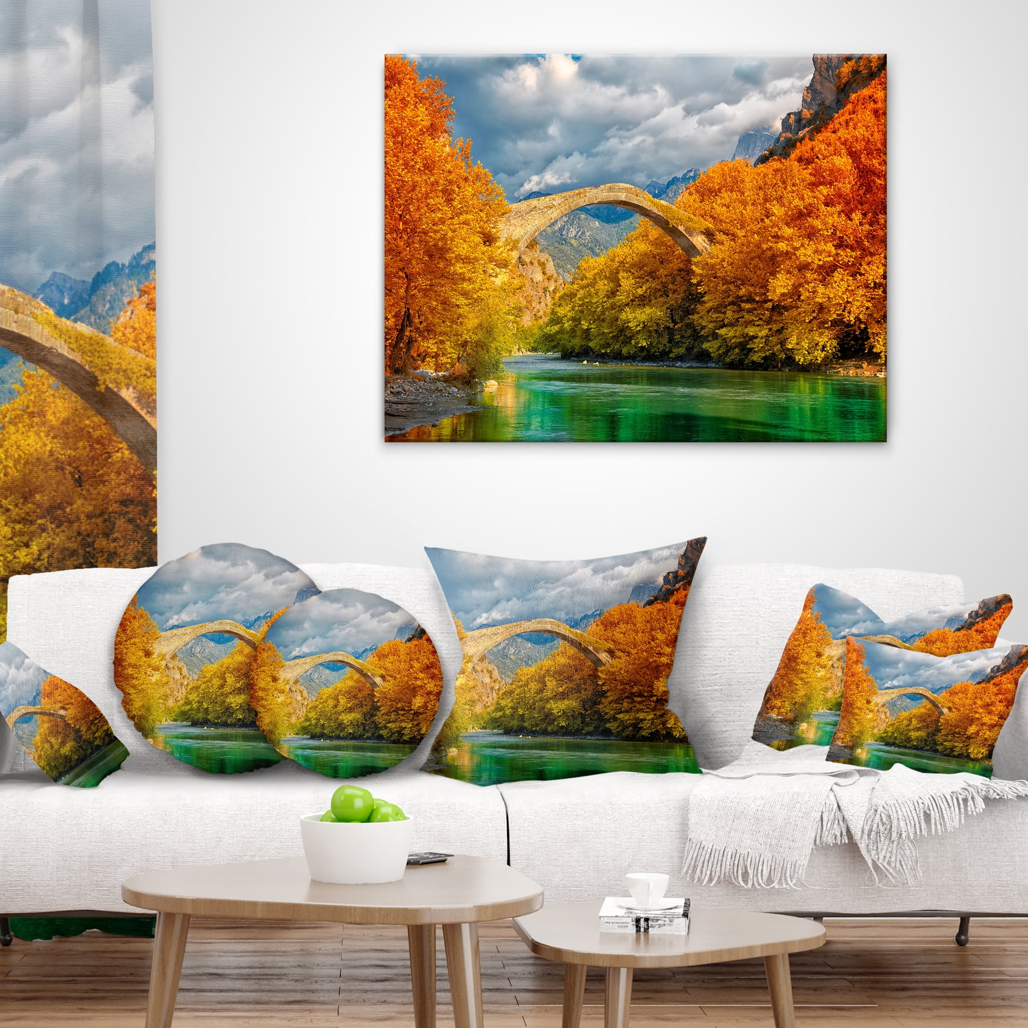 Designart Konitsa Bridge - Photography Throw Pillow - 16x16