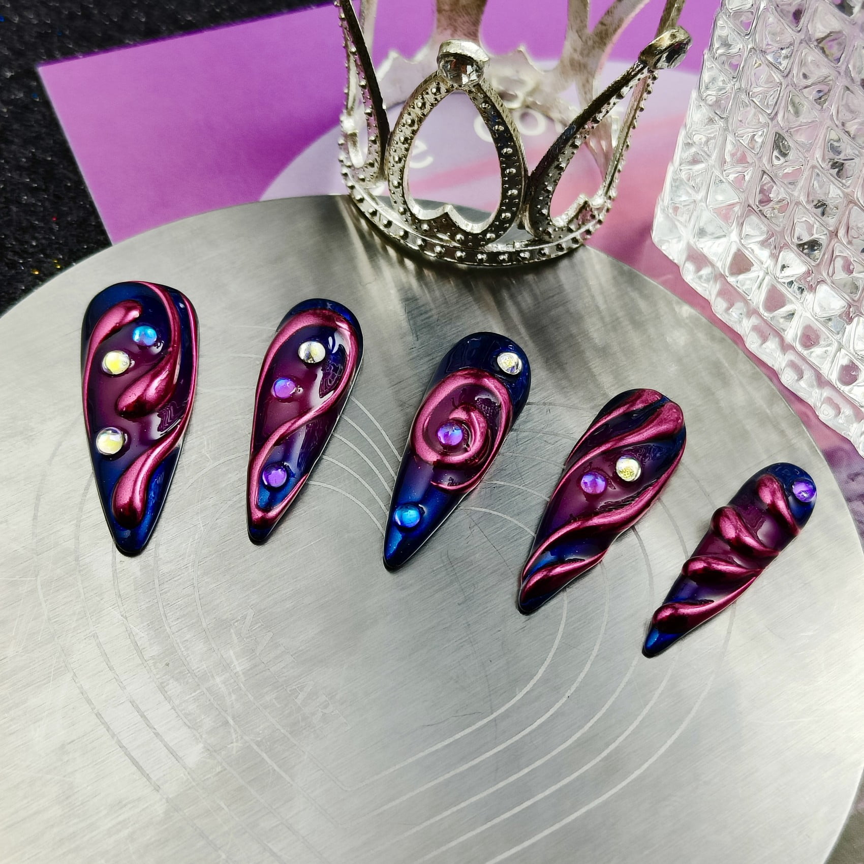 Handmade Press-on Nails with 3D Swirl Design and Rhinestone Accents