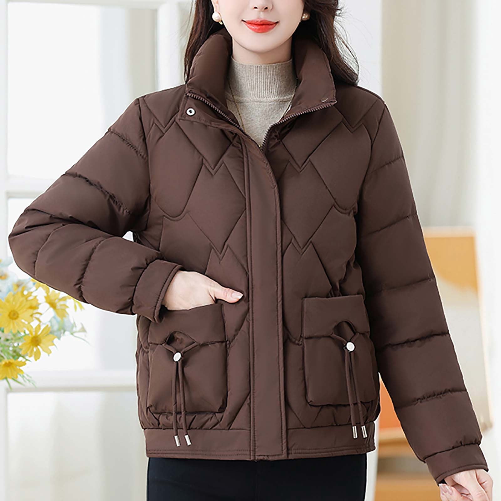 UPPADA Womens Winter Cropped Puffer Jackets Lightweight Quilted Down Jackets Hooded Zip up Short Warm Quilted Puffer Coats Casual Outerwear with Pockets,Puffer Jacket Womens Waterproof Coffee,M