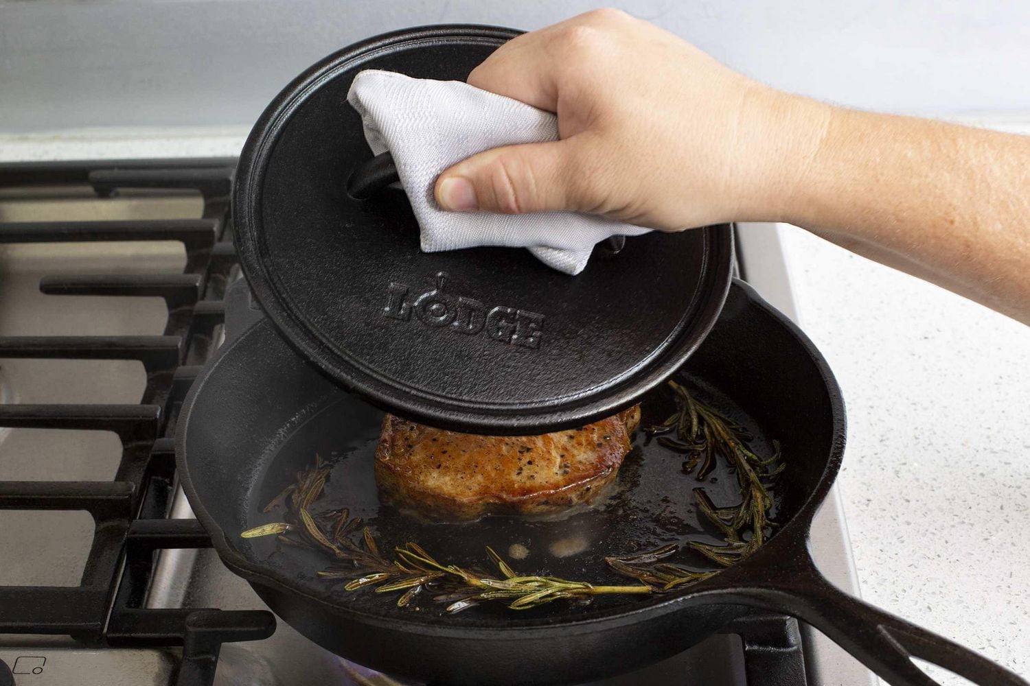 Presse à gril plate ronde Lodge