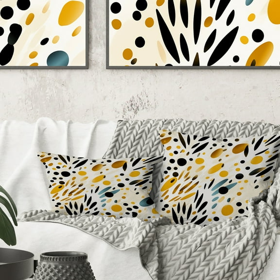 Designart "Cheetah Minimalism II" Geometric Printed Throw Pillow