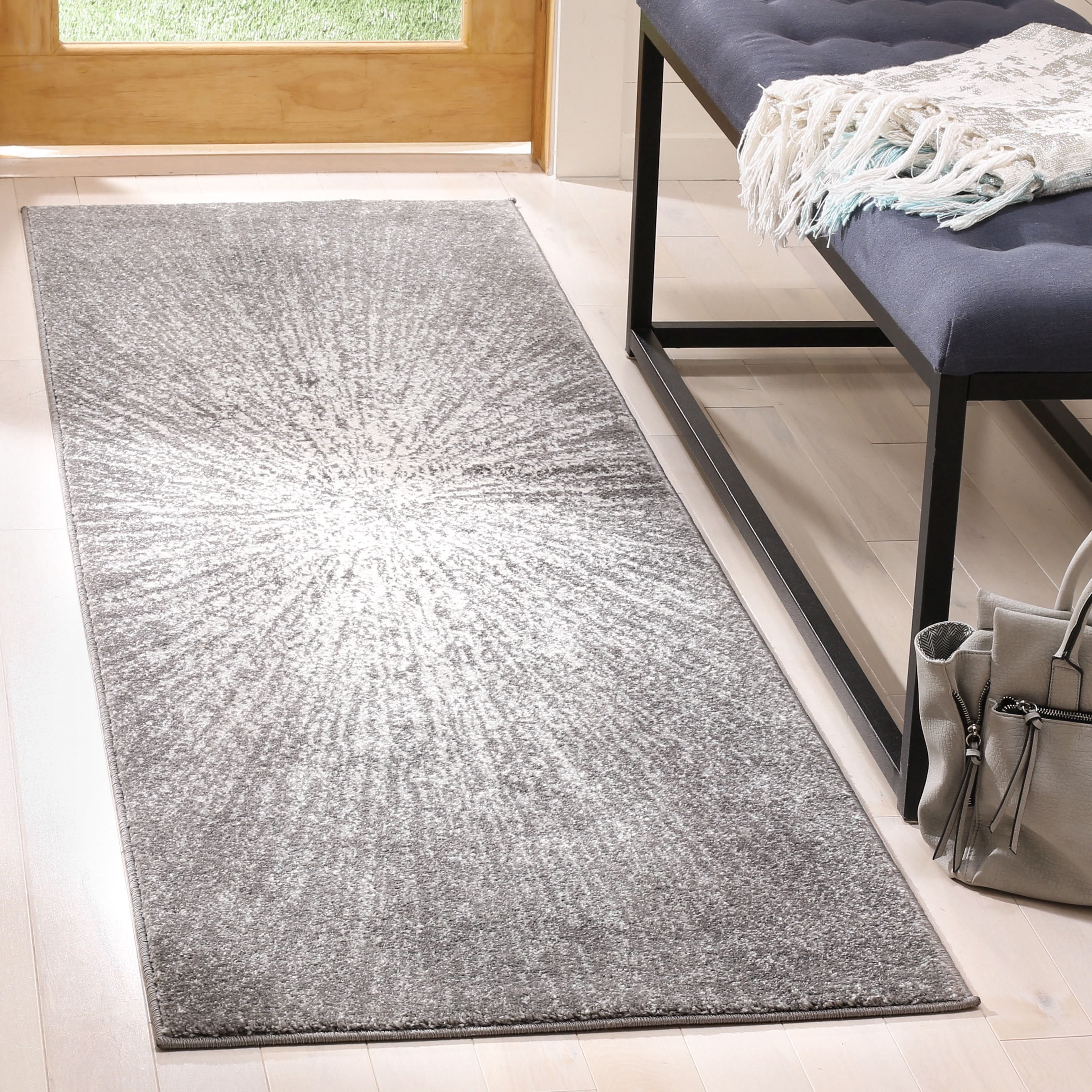 SAFAVIEH Evoke Vana Abstract Runner Rug, Dark Grey/Ivory, 2'2" x 7'