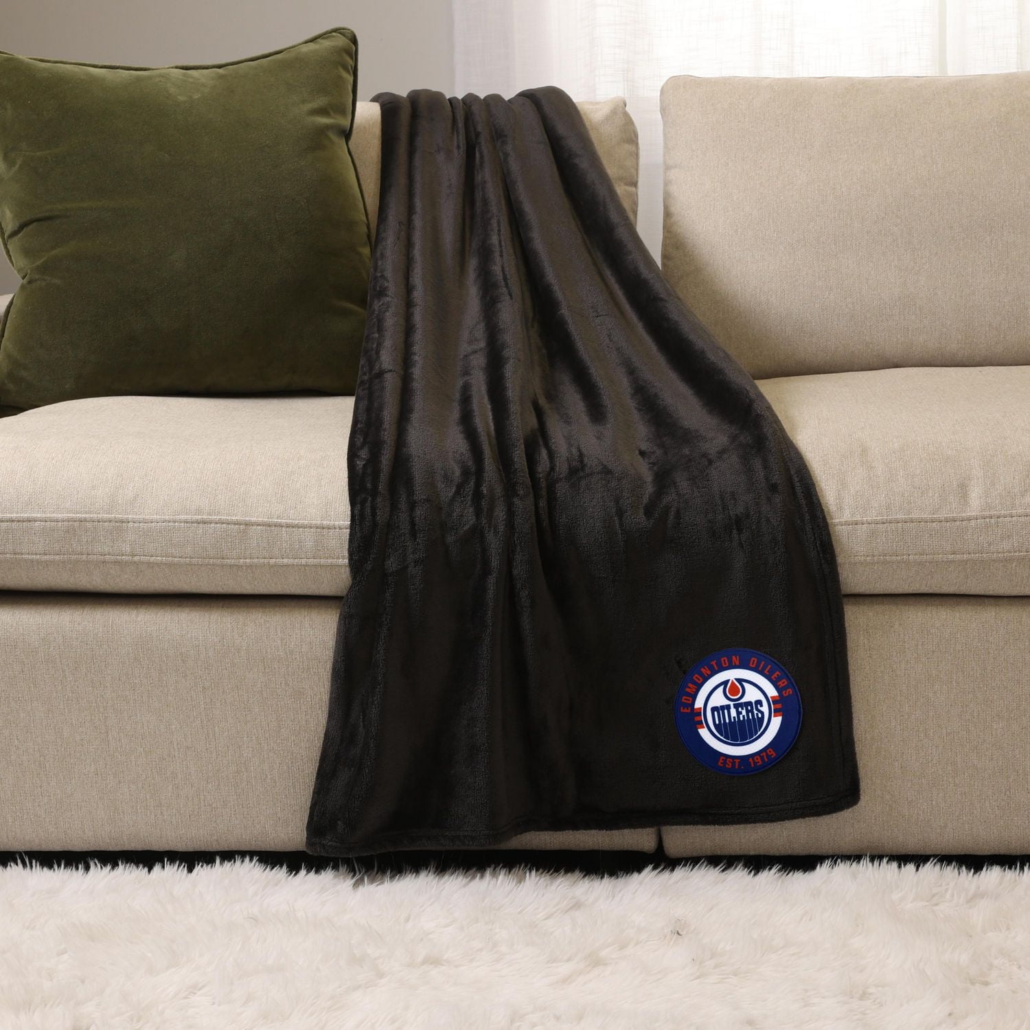 NHL, NBA, MLB Black Sports Throw Blanket, 50" x 60"