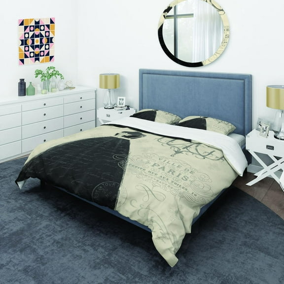 Designart 'French chandeliers Couture IV' Glam Duvet Cover Set