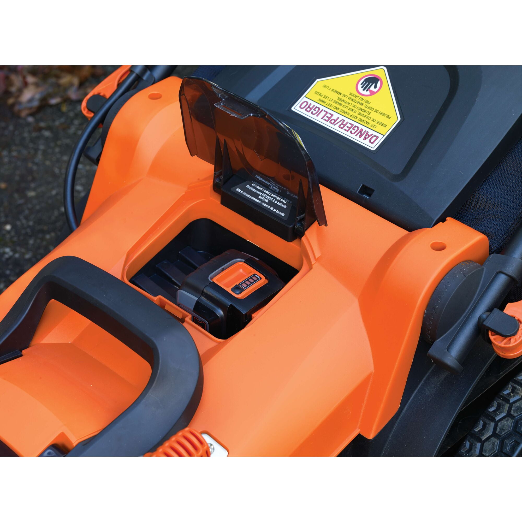 BLACK+DECKER CM2043C 40V MAX* Lithium Ion Cordless 20 in. Lawn Mower with Battery & Charger Included