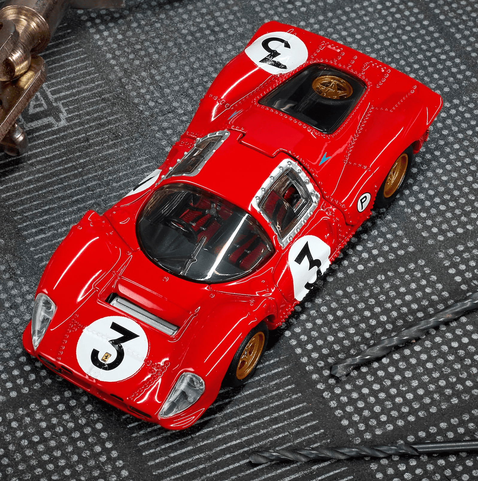 Hot Wheels Elite 64 1967 Ferrari 330 P4 – Premium 1:64 Die-Cast Car, Rosso Corsa Red, Real Riders Wheels, Opening Rear Clamshell