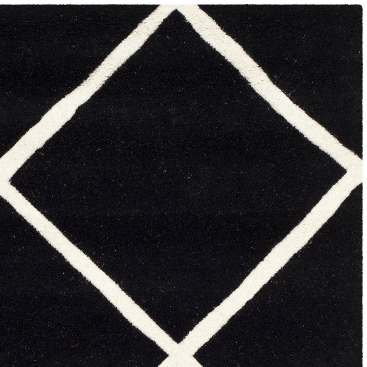 Safavieh Chatham Isaac Geometric Diamonds Area Rug