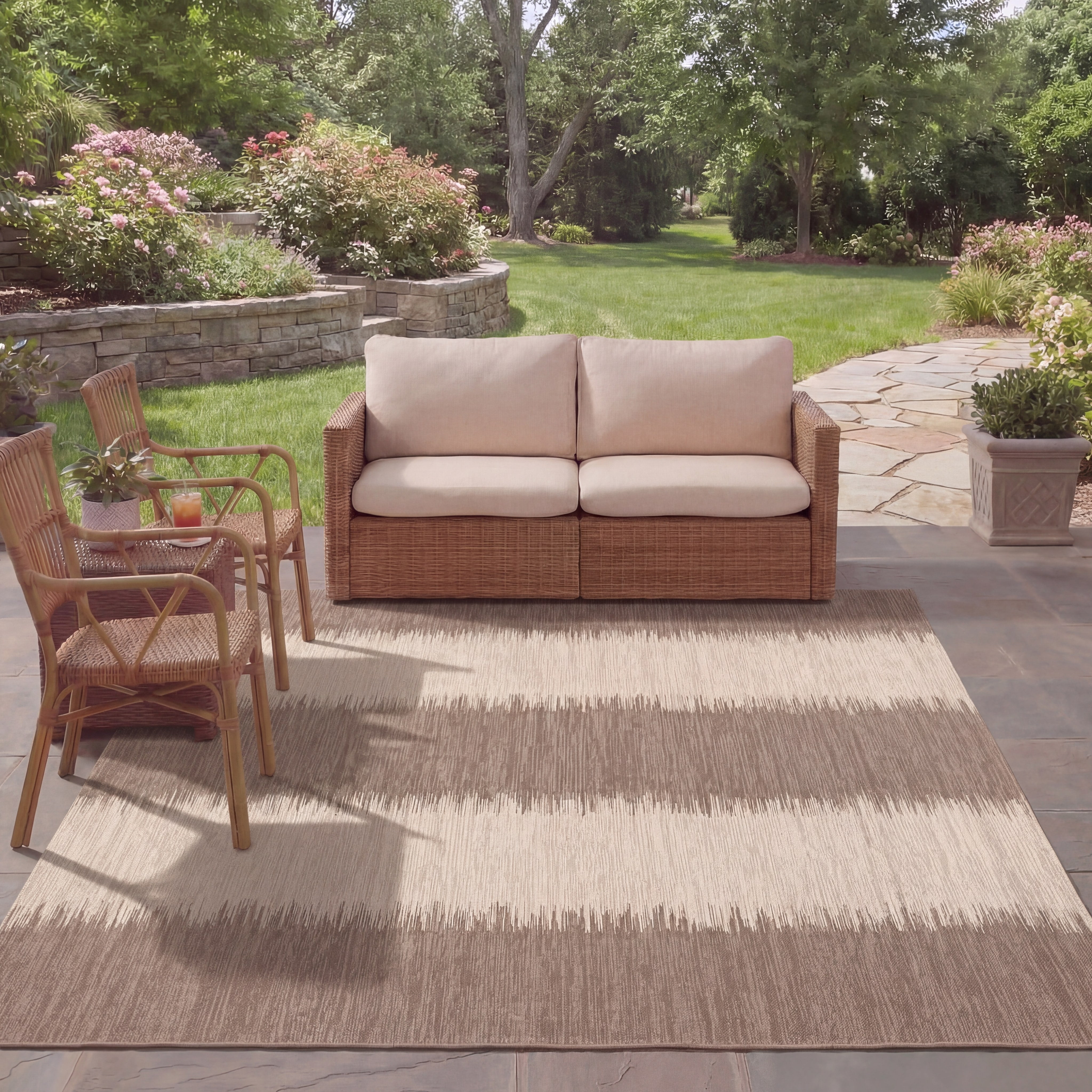 SAFAVIEH Courtyard Alexa Striped Indoor/Outdoor Area Rug, Beige/Brown, 5'3" x 7'7"