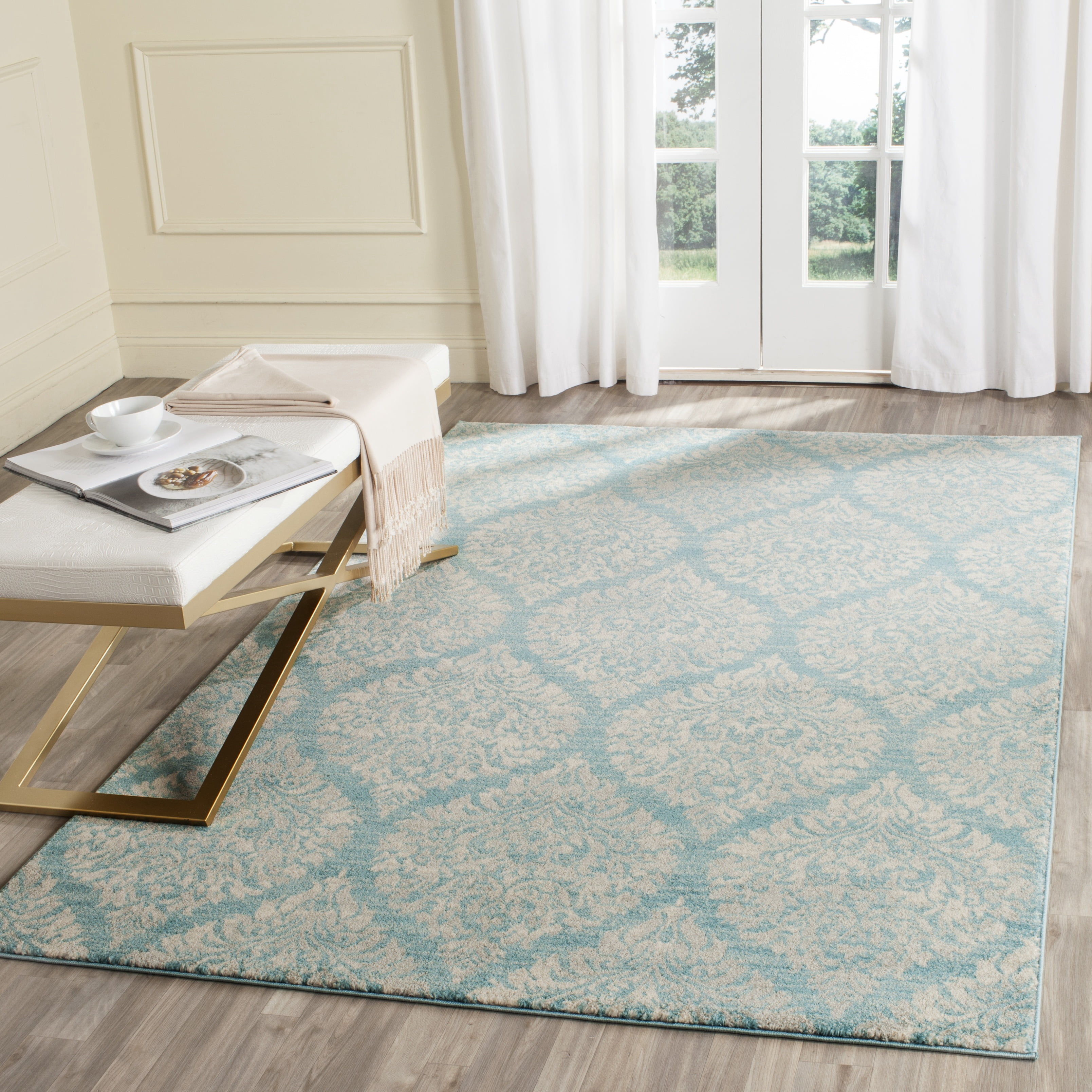 SAFAVIEH Evoke Lagrange Geometric Area Rug, Light Blue/Ivory, 4' x 6'