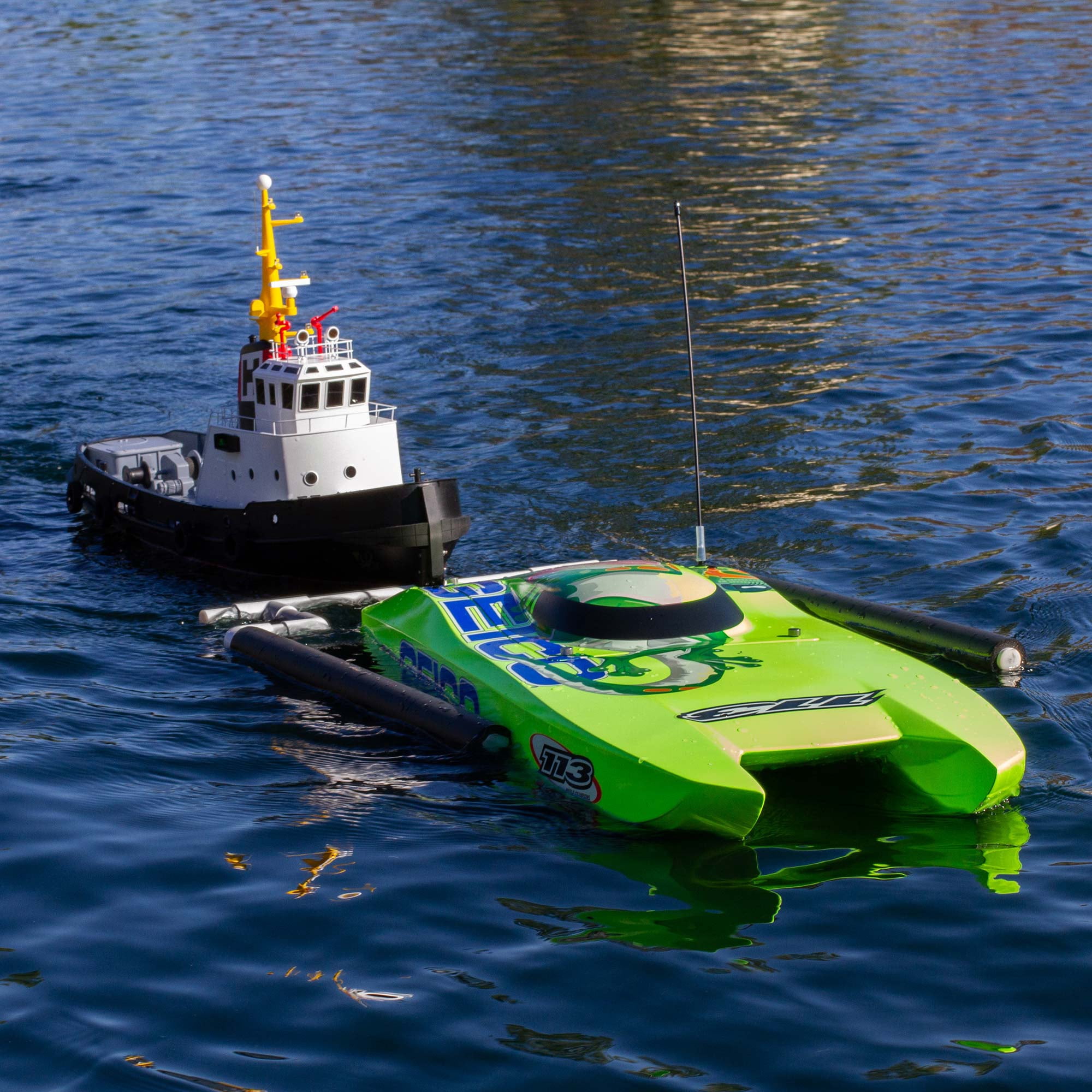 Pro Boat Horizon Harbor 30-Inch RC Tug Boat RTR Battery and Charger Not Included PRB08036 Boats RTR Electric