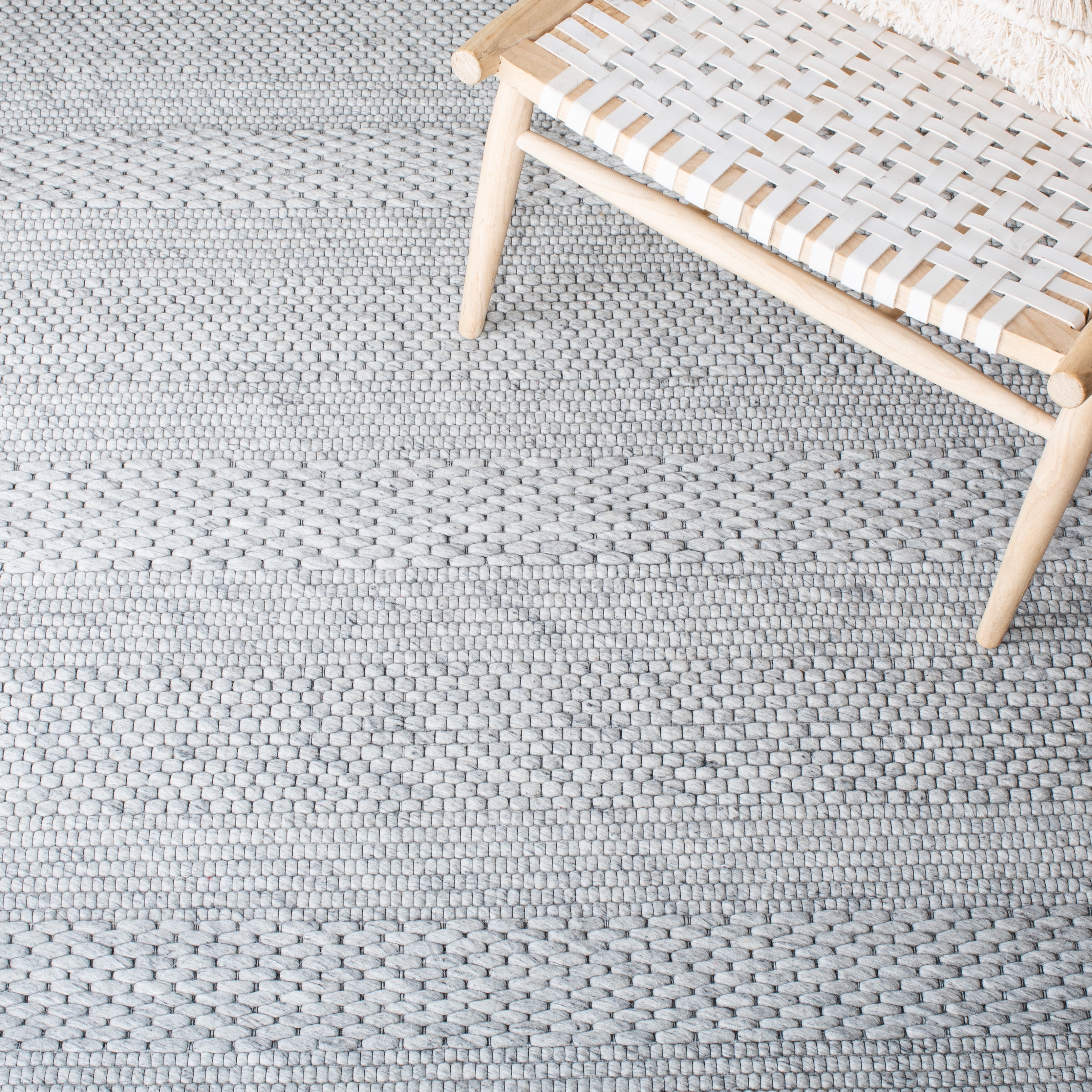SAFAVIEH Marbella Cassarah Striped Area Rug, Silver/Grey, 7' x 7' Square