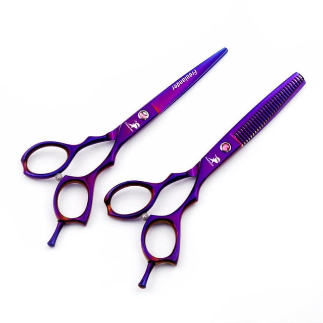 tijeras de pelo freelander 6.0/7.0 pulgadas professional cut par morado: vista cenital de tijeras de corte (6") y entresacar (7") en acabado morado, anillas con reposamanos, hoja afilada y puntas romas; acero 440C y diseño equilibrado para uso prolongado, accesorio para cabello ideal también para prácticas de entrenamiento en salón.