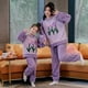 thumbnail image 4 of Ropa de dormir de franela cálida para niños y niñas, conjunto de pijamas de Navidad a juego para la familia, ropa de casa de lana de flores lindas, ropa de estar por casa, invierno, nuevo, 4 of 4
