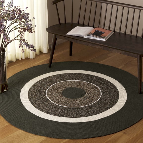 Safavieh Braided Carlie Geometric Reversible Area Rug, Green/Beige, 5' x 5' Round