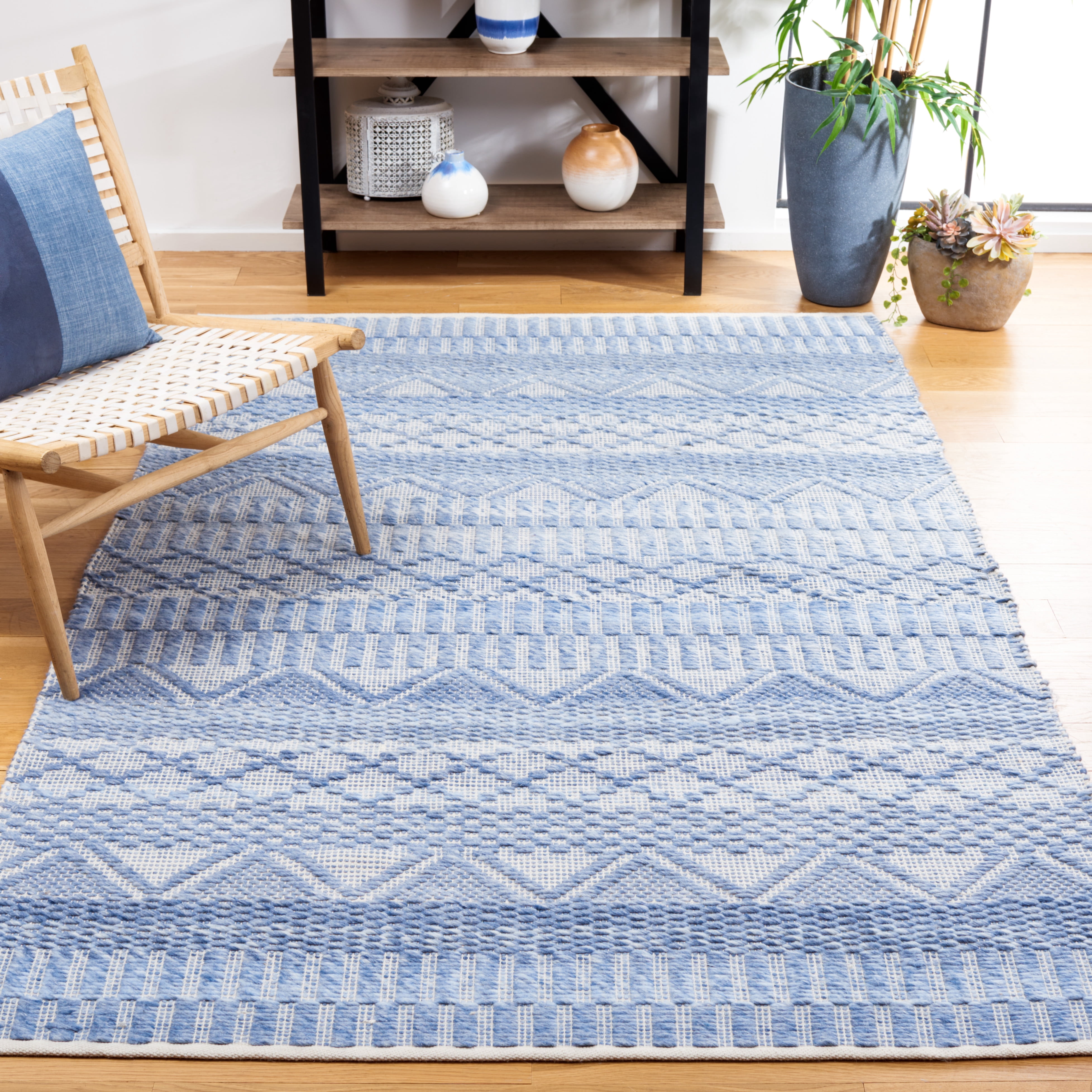 SAFAVIEH Natura Ognena Geometric Polyester Area Rug, Blue/Grey, 6' x 6' Square