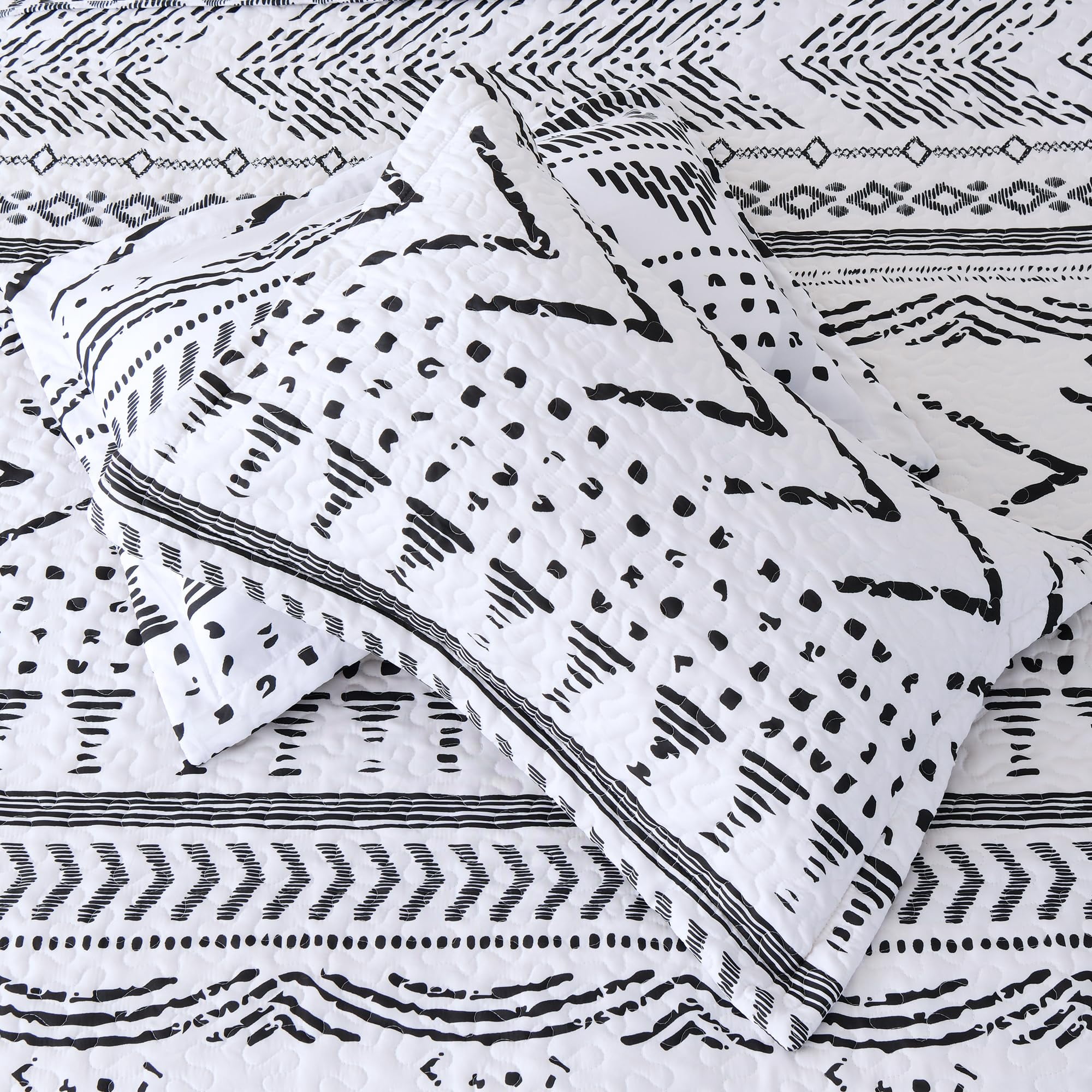Evenhug Quilt Set 3-Piece Queen Black Stripe Bedding Set Microfiber Quilt Bedding Set With 2 Pillow Shams